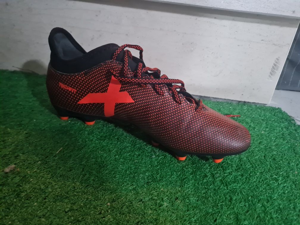 Ténis/chuteiraw Adidas