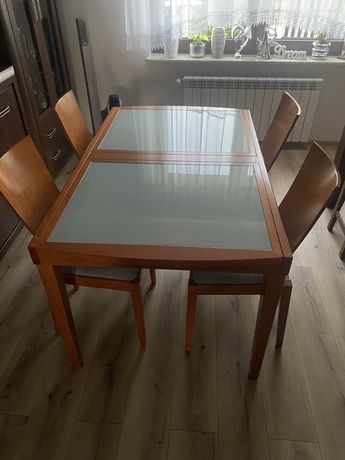 Stół+4 krzesła
