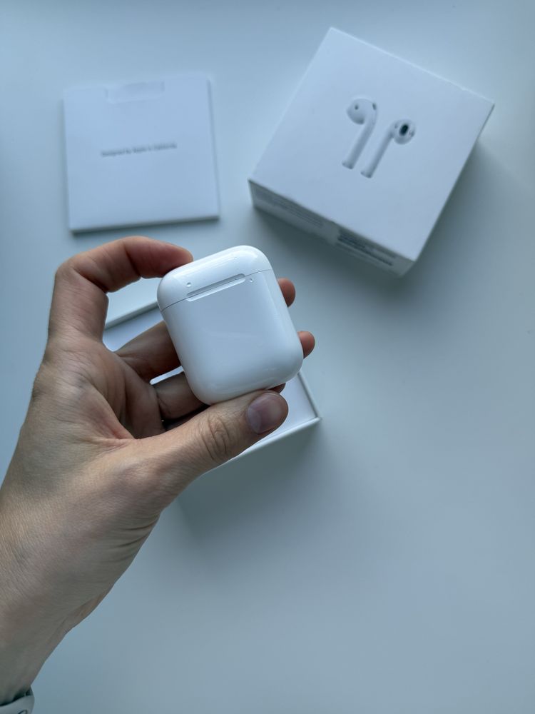 Кейс для airpods 2 Оригінал без навушників з коробкою