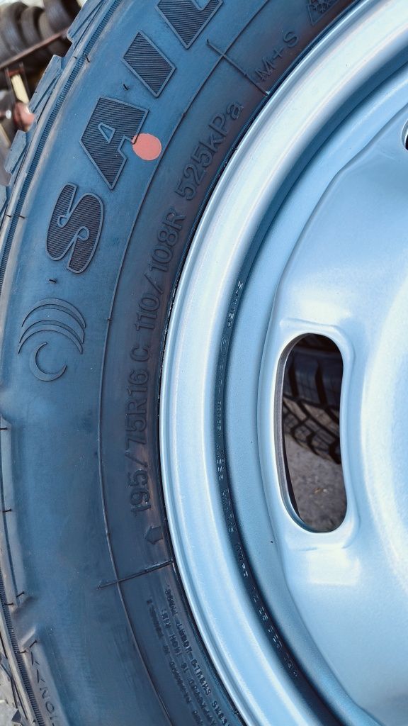 Koła felgi bus IVECO 16 cali bliźniak 195/75r16c wzmocnione NOWE