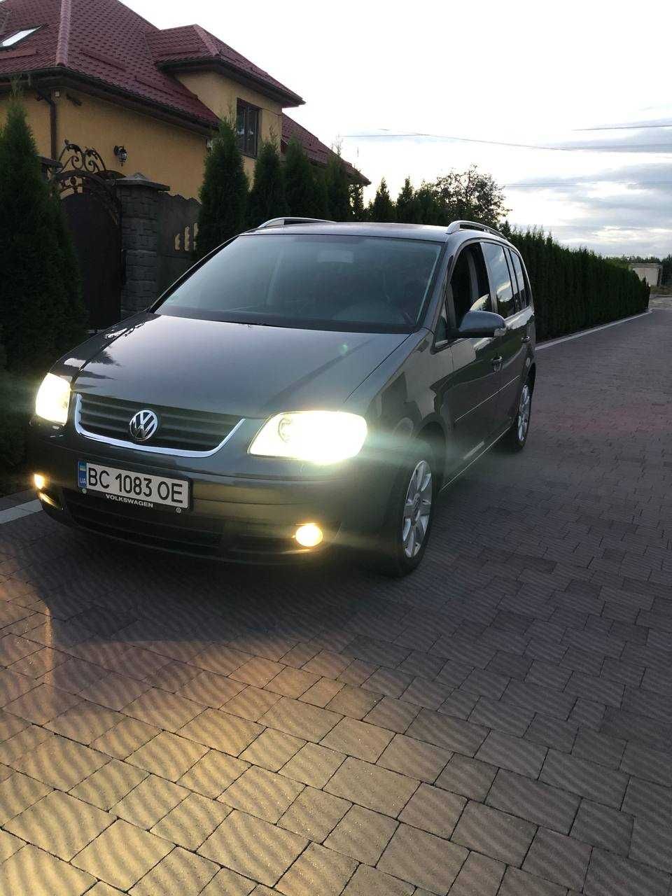 Продам Volkswagen Touran