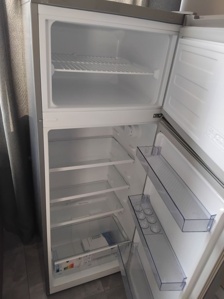 Холодильник Beko RDSA240K20S