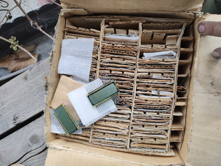 Рідкокристалічні екрани ижц5-4/8