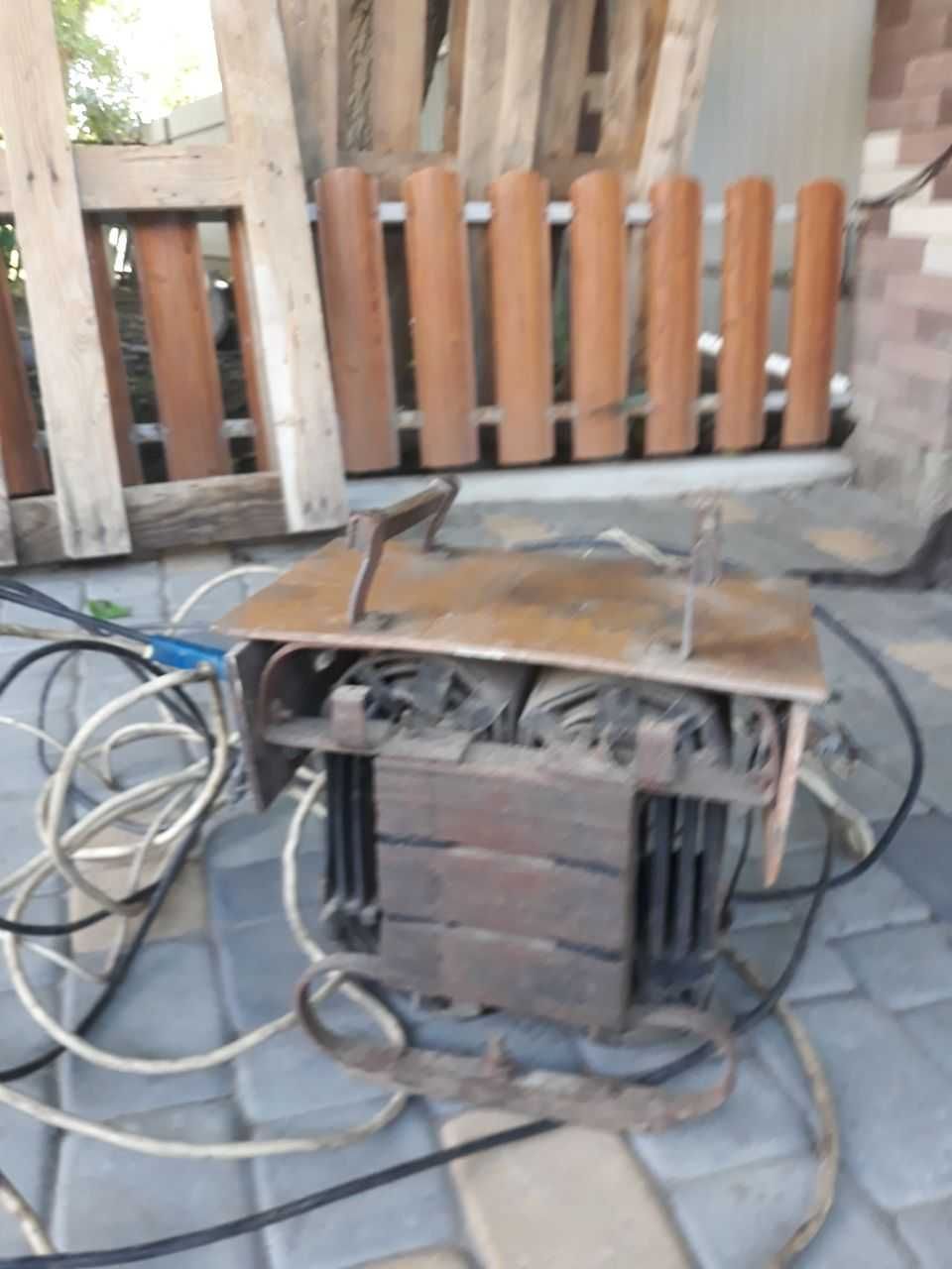 Продам зварювальний апарат