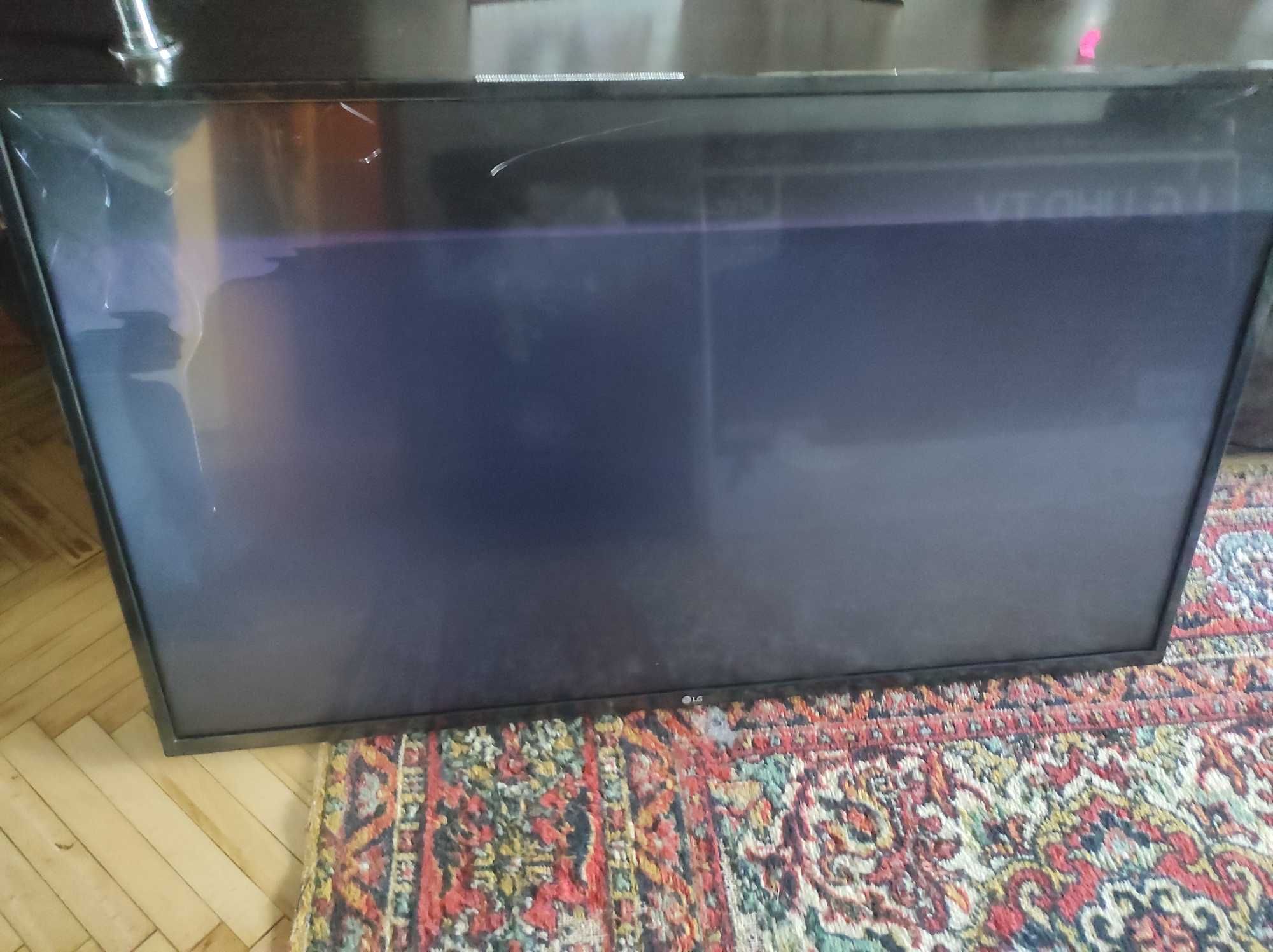 Продам телевізор LG 43' UP75006LF. Треба заміна матриці. Модель 2021р.