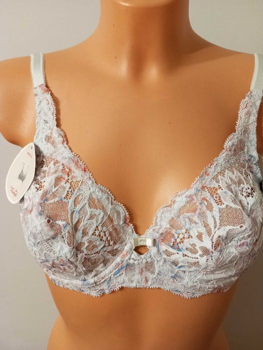 Triumph Amourette biustonosz koronkowy na fiszbinach rozm.75B