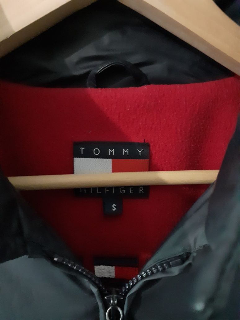 Casaco Tommy Hilfiger Tamanho S Europeu