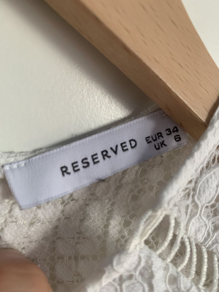 Bluzka koronkowa Reserved 34