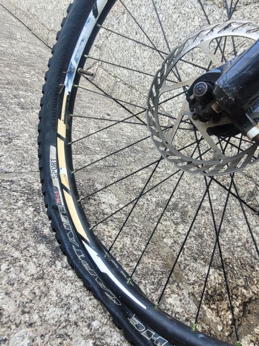 Specialized Rockhopper Comp, precisa revisão