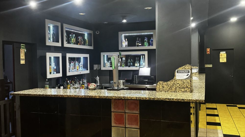 Trespasse.   Bar