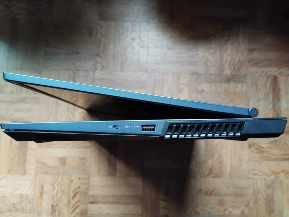 Lenovo Legion 5-15ACH6H para peças.