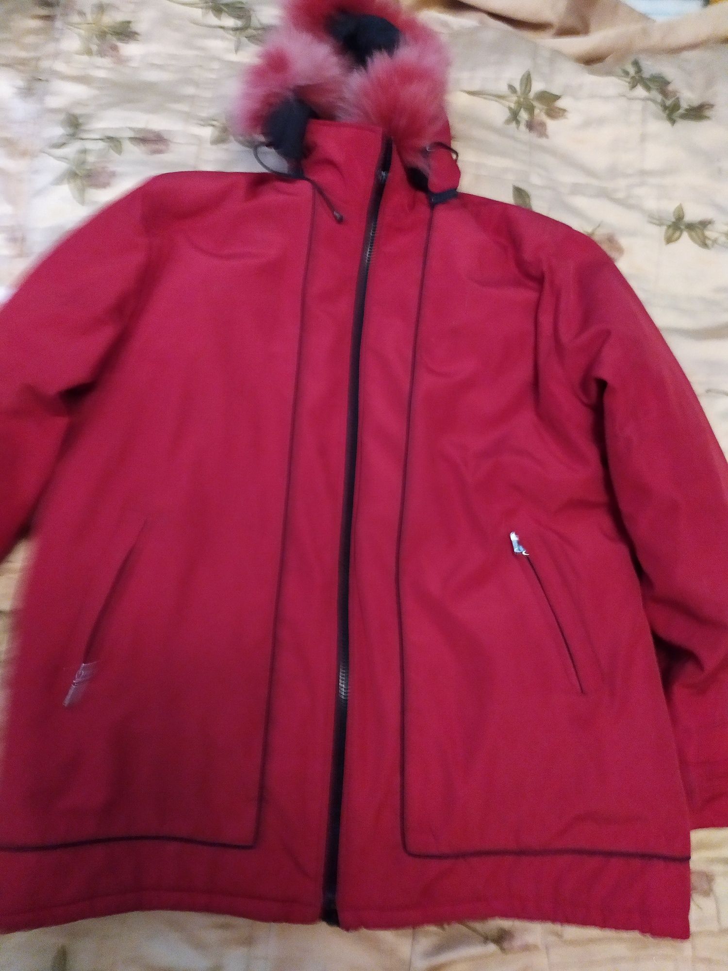 Куртка зимова червона
