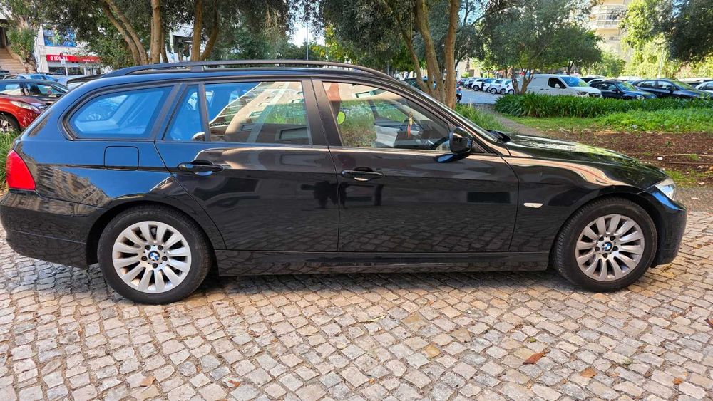 BMW 320I Touring 2009 Gasolina