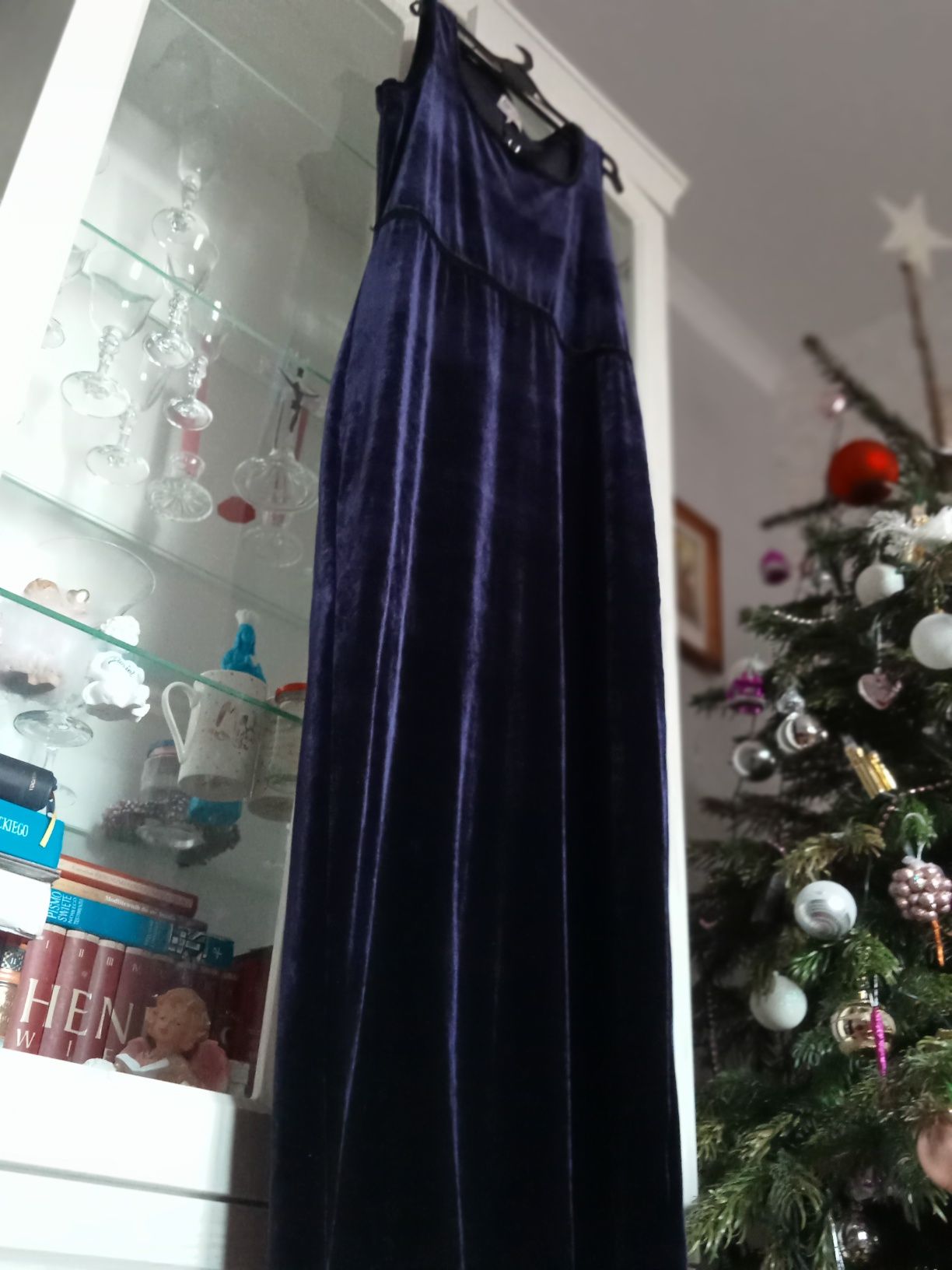 Piękna elegancka sukienka długa aksamit L kolor śliwkowy studniówka