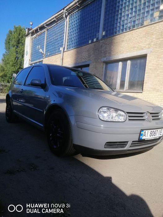 Volkswagen Golf 4 2.0 AKПП