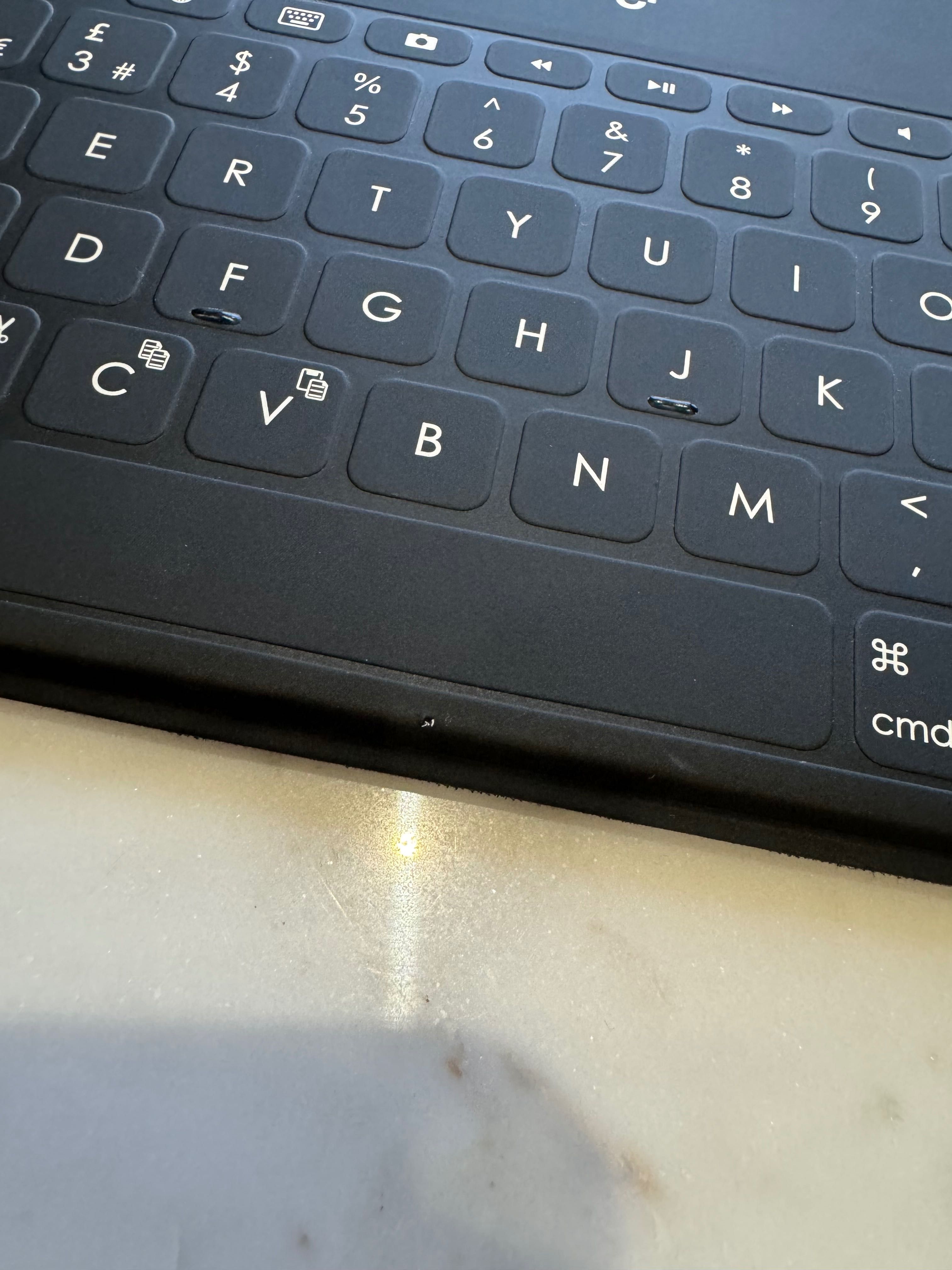 Logitech keys-to-go klawiatura wodoodporna bluetooth do ipad / tablet