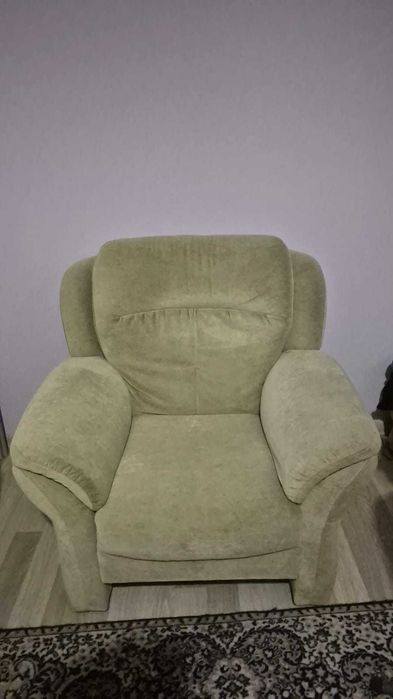 sprzedam wypoczynek używany, kanapa plus dwa fotele