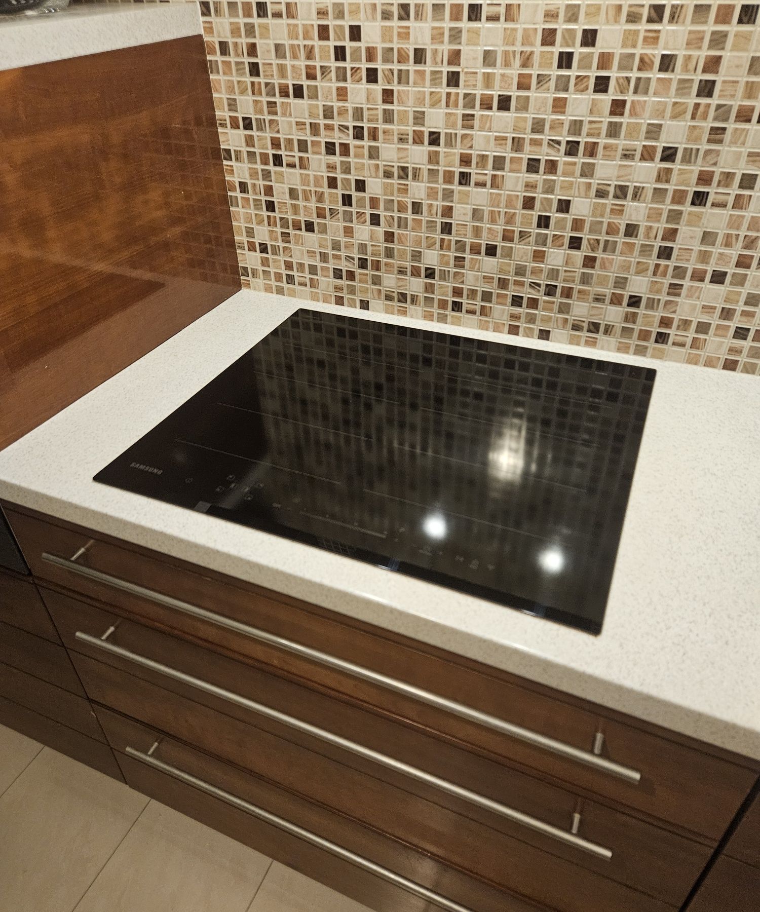 Płyta indukcyjna Samsung tylko 2,5 roku używana z 2 dużymi polami + wi