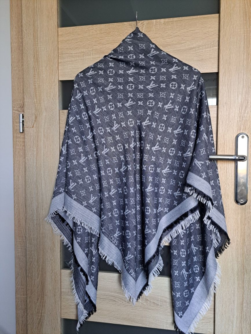 Chusta Louis Vuitton