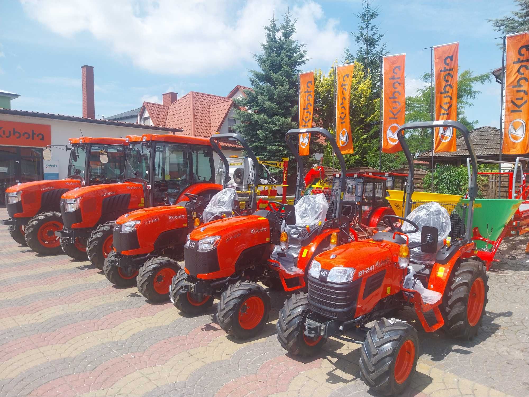 Ciągnik Kubota B1241 moc 21 km nowy gwarancja 5 Lat CENA BRUTTO