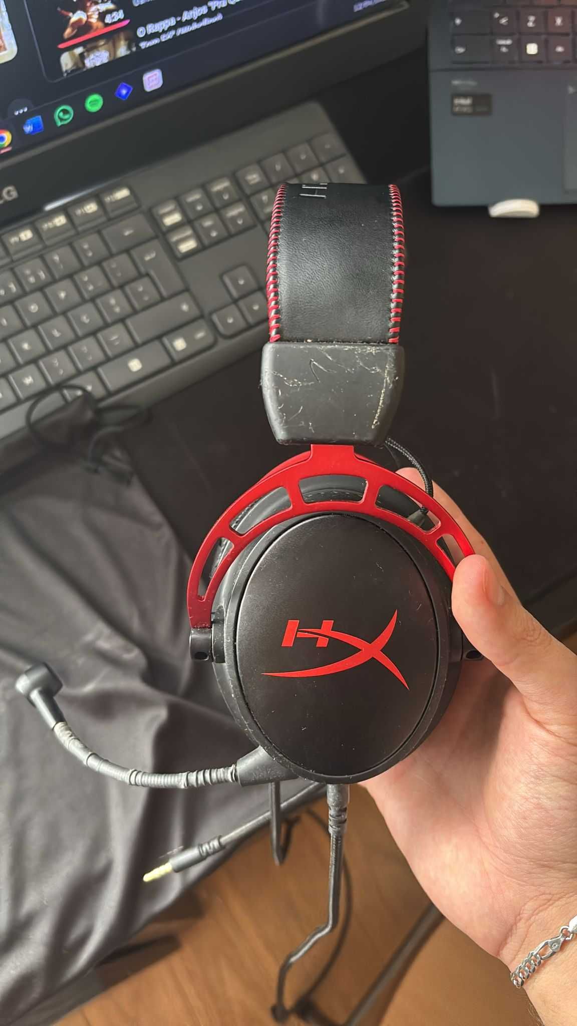 Headphones HyperX Cloud II com microfone - usados