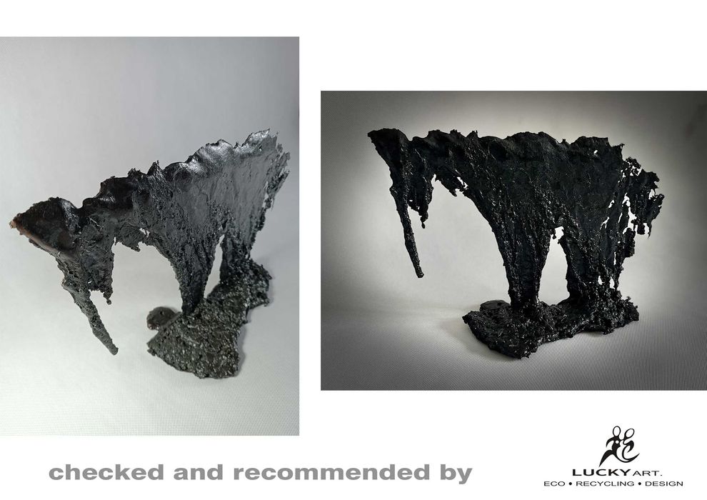 Futurystyczna rzeźba "Słoń" z koronki metalowej