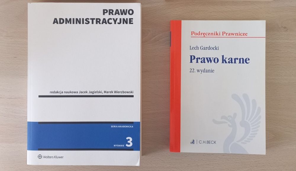 Podręczniki prawnicze