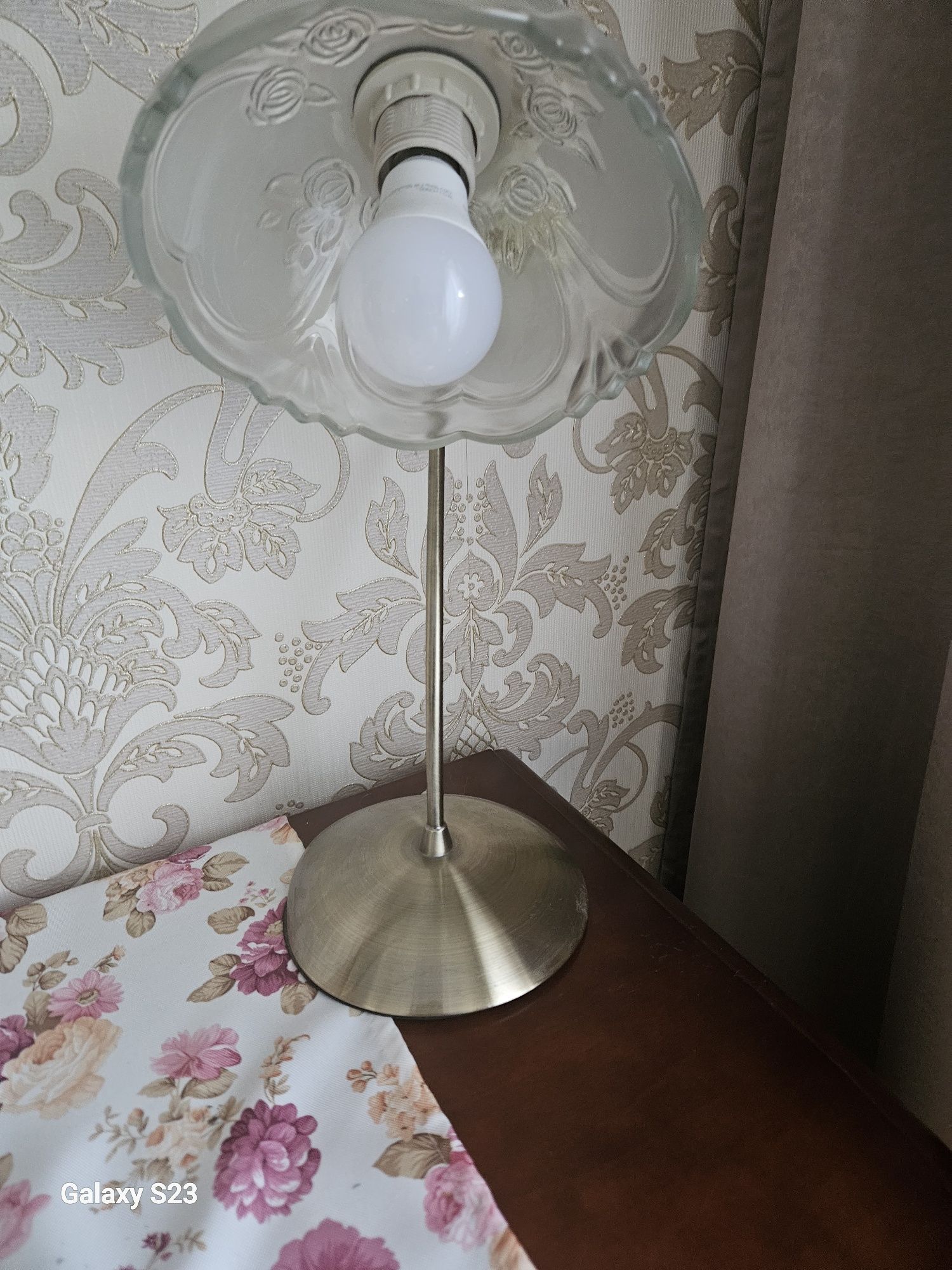 Lampa sufitowa I lampka na szafkę