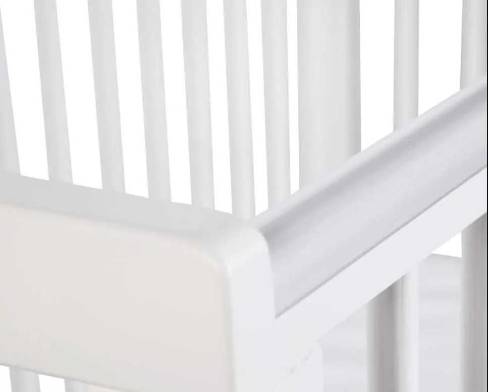 Zabawka TIMI biały-sosna z barierką ochronną 120x60 łóżeczko KLUPŚ