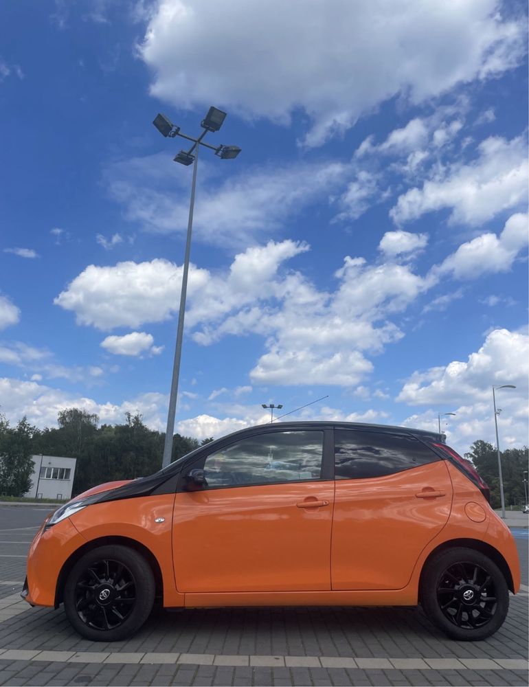 Toyota aygo limitowana edycja jeden wlasciciel z polskiego salonu 2019