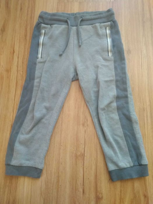 Spodenki dresowe rozm. 92