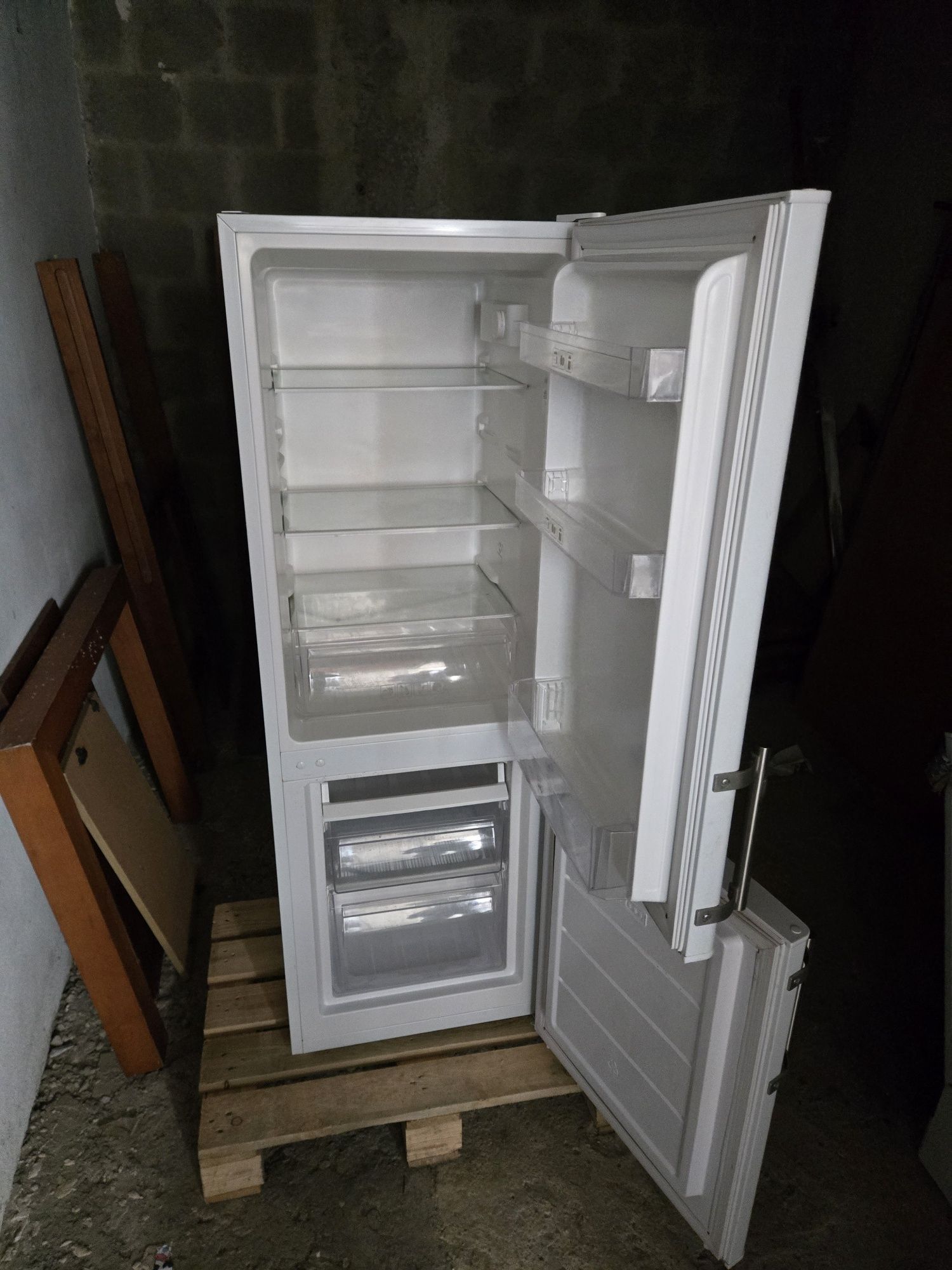 Frigorífico  combinado  Bom estado