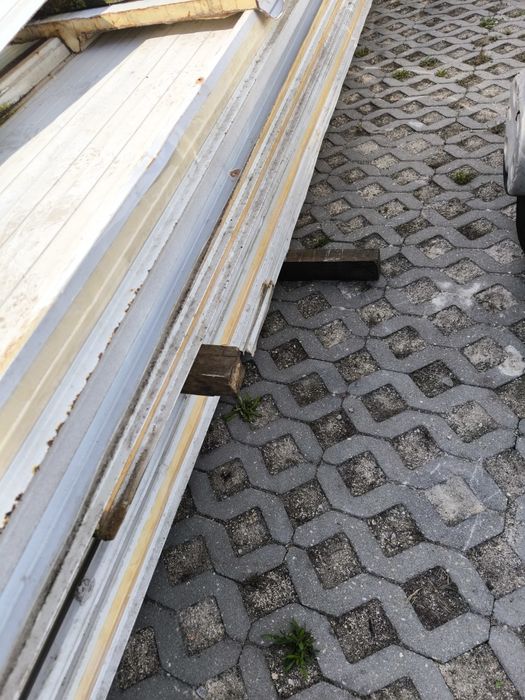 Painel sanduíche usado