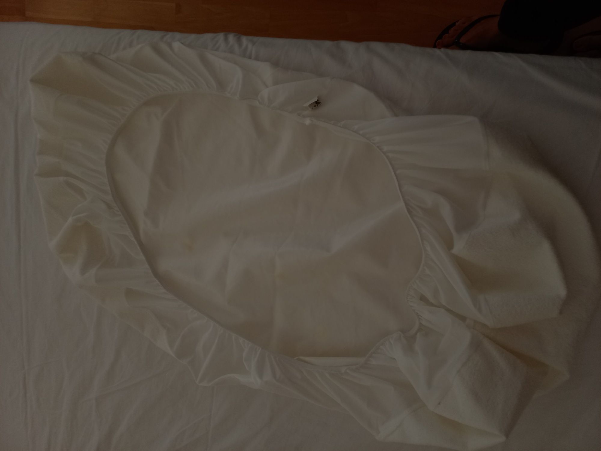 Resguardo plastificado para colchao de cama de bebé