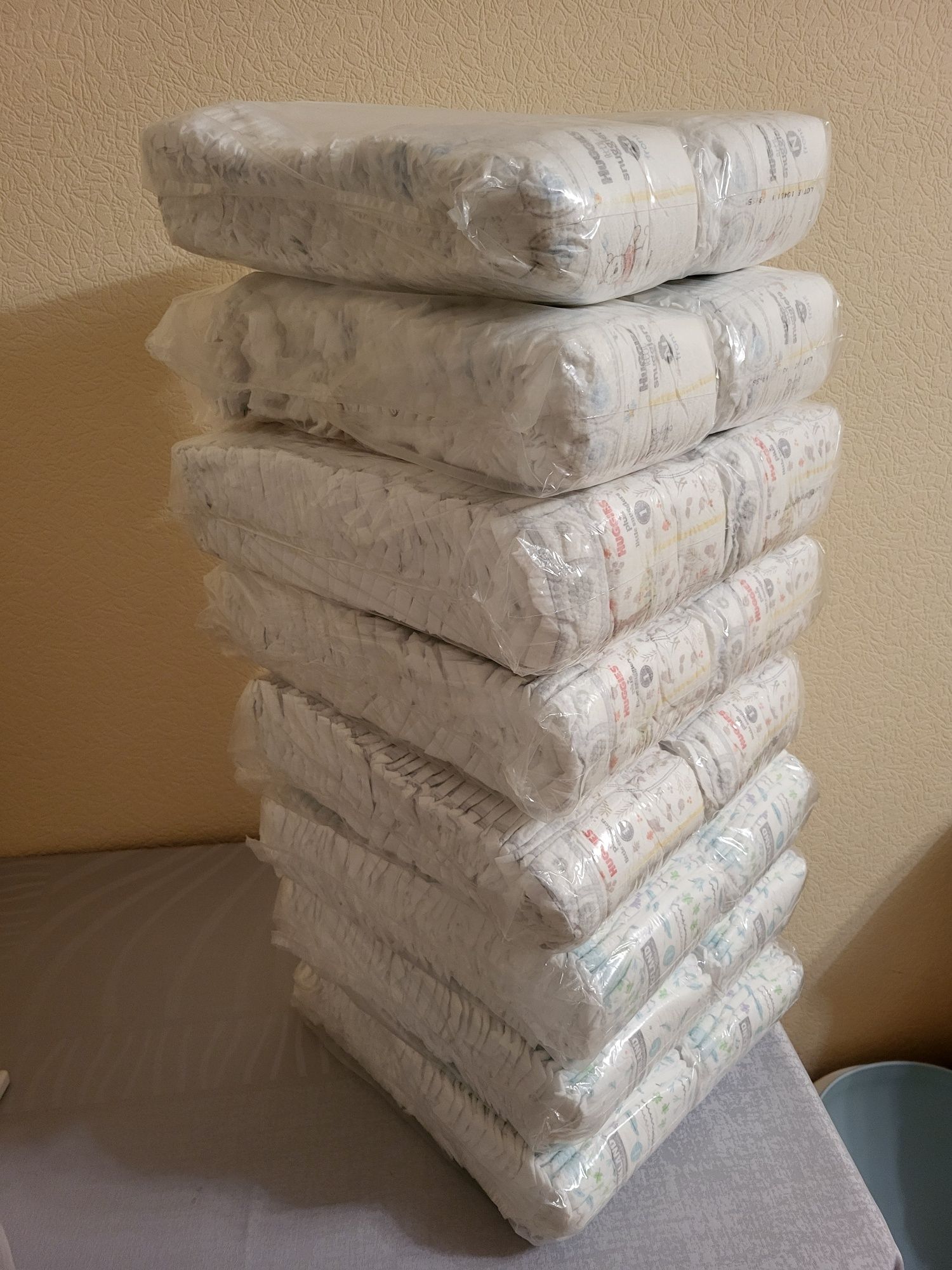 Нові підгузники Huggies N (0), Huggies 1, Kirkland 1, виробник США
