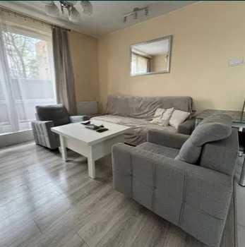 Bardzo komfortowy apartament z garażem. Świetna lokalizacja.