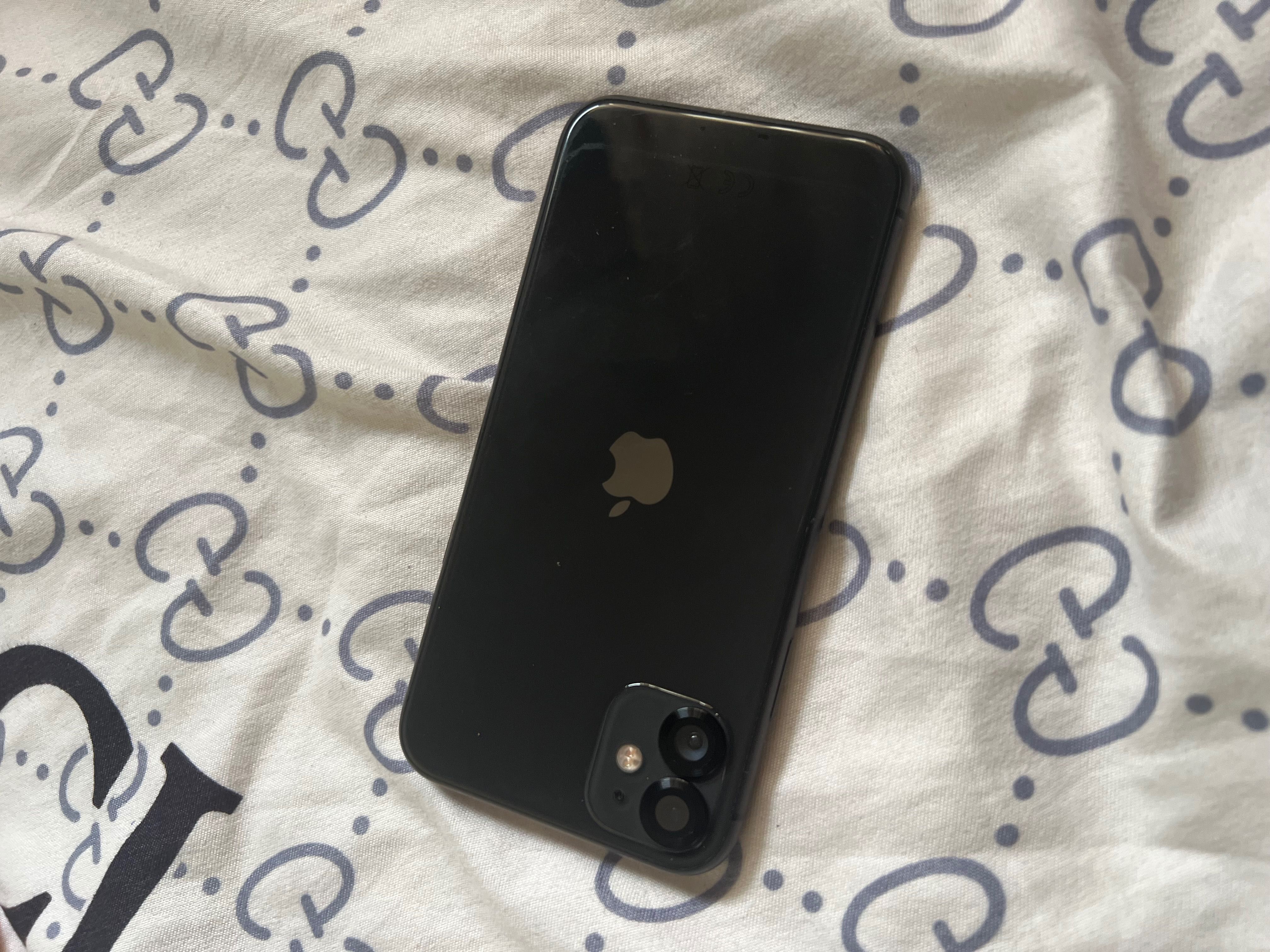 iPhone 11 64gb , muito bom