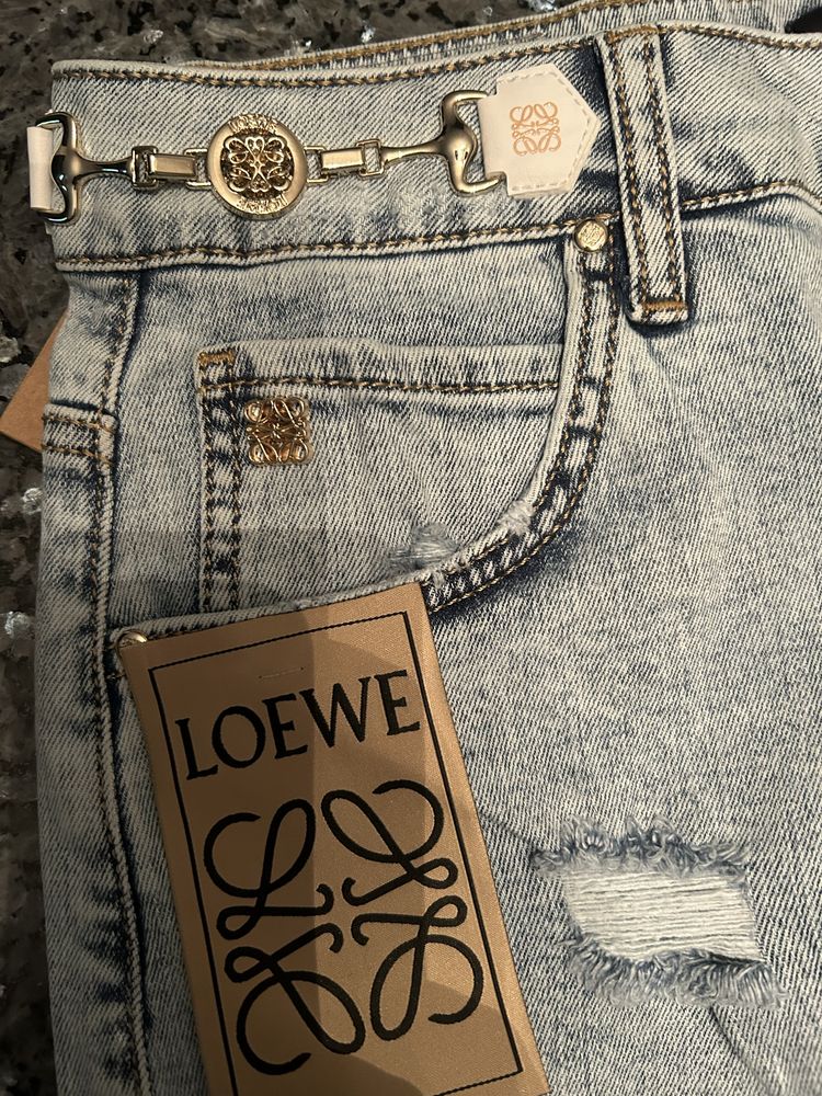 Mega spodenki Loewe jeans -zlote dodatki i przetarcia r.30/L
