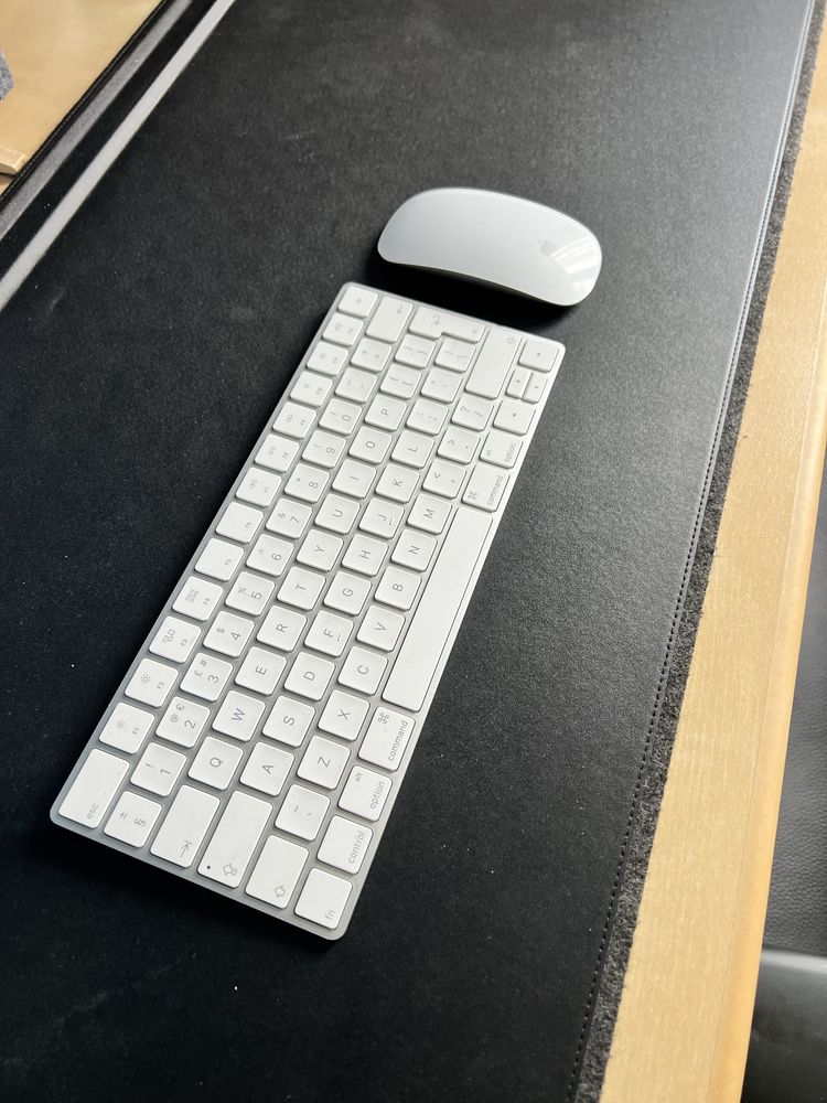 Magic keyboard + Magic mouse 2