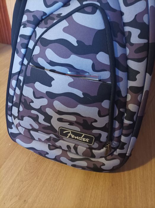 Guitarra Fender Squier Strat Aff + Fender FE920 + Sup K&M 17685 (NOVO)