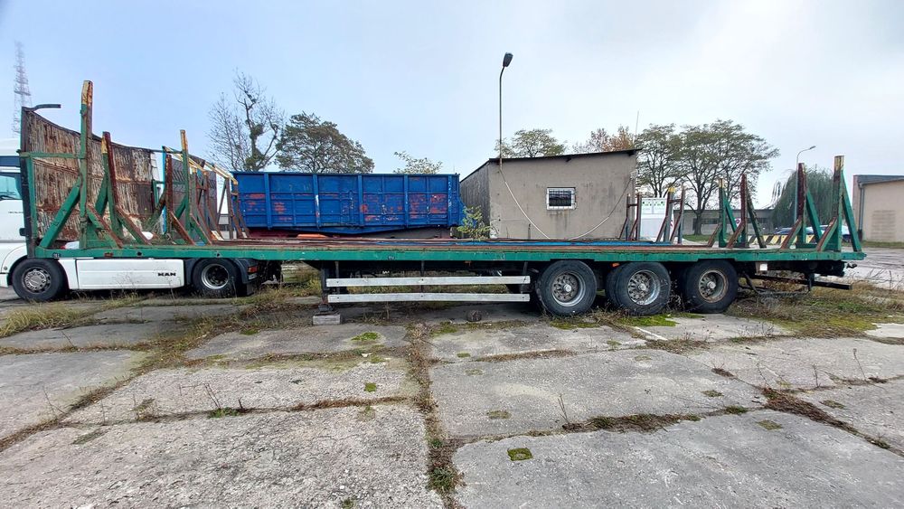 Schmitz Cargobull  Naczepa platforma z kłonicami