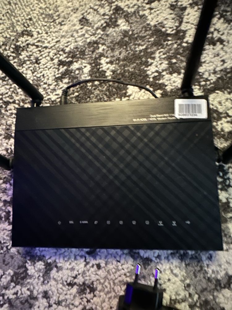 Роутер ASUS DSL-AC52U маршрутизатор