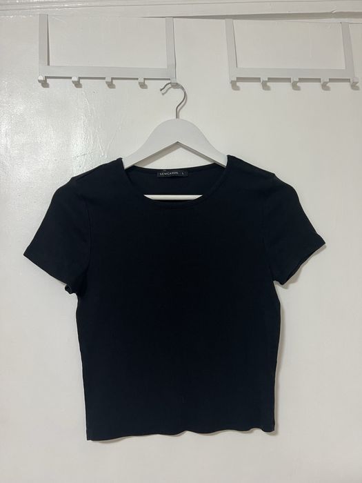 Лот речей жіночих м-л