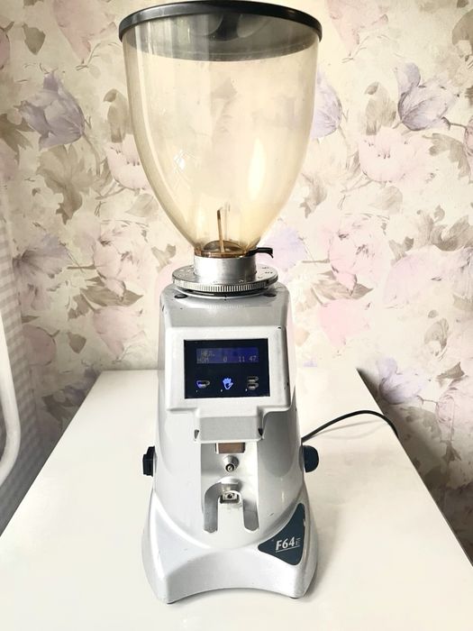 Кавомолка FIORENZATO F64e ( безкоштовна доставка)