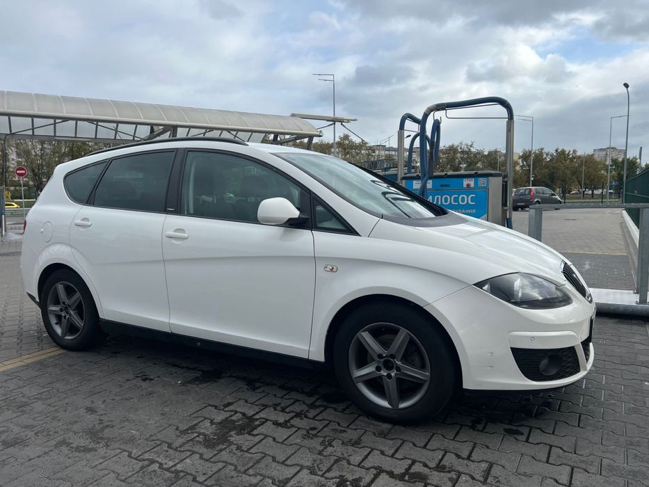 Авто Seat Altea XL 2015