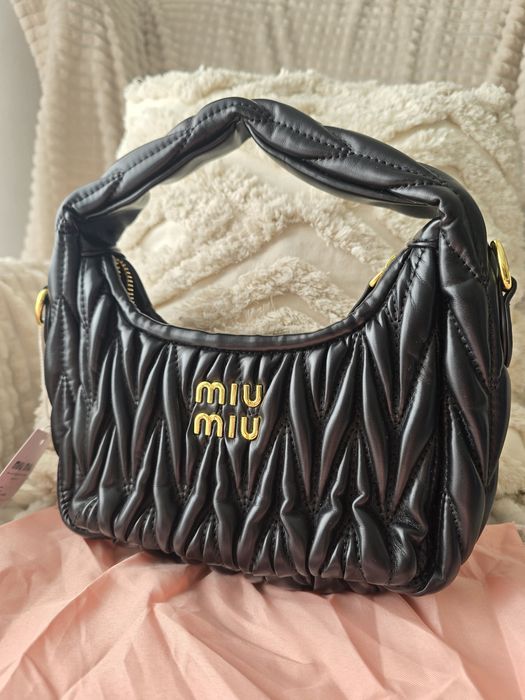 Mala Miu Miu- nova com etiquetas