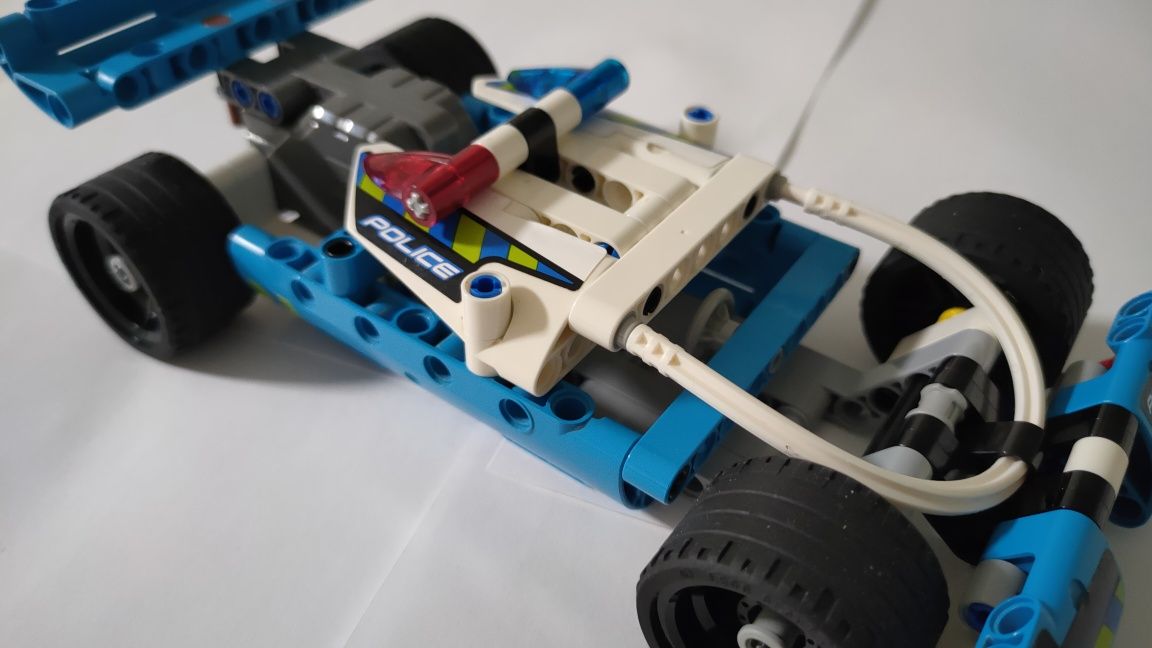 LEGO Technic 42091 - Policyjny pościg