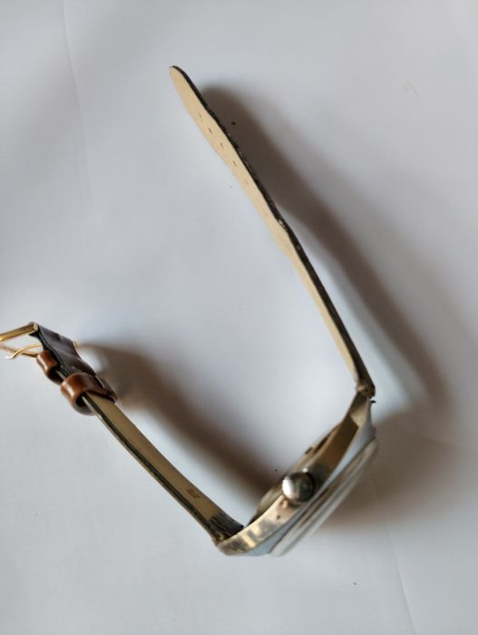 Relógio homem, de corda, Zimal