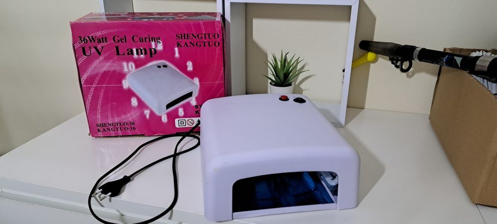Máquina de fazer unhas