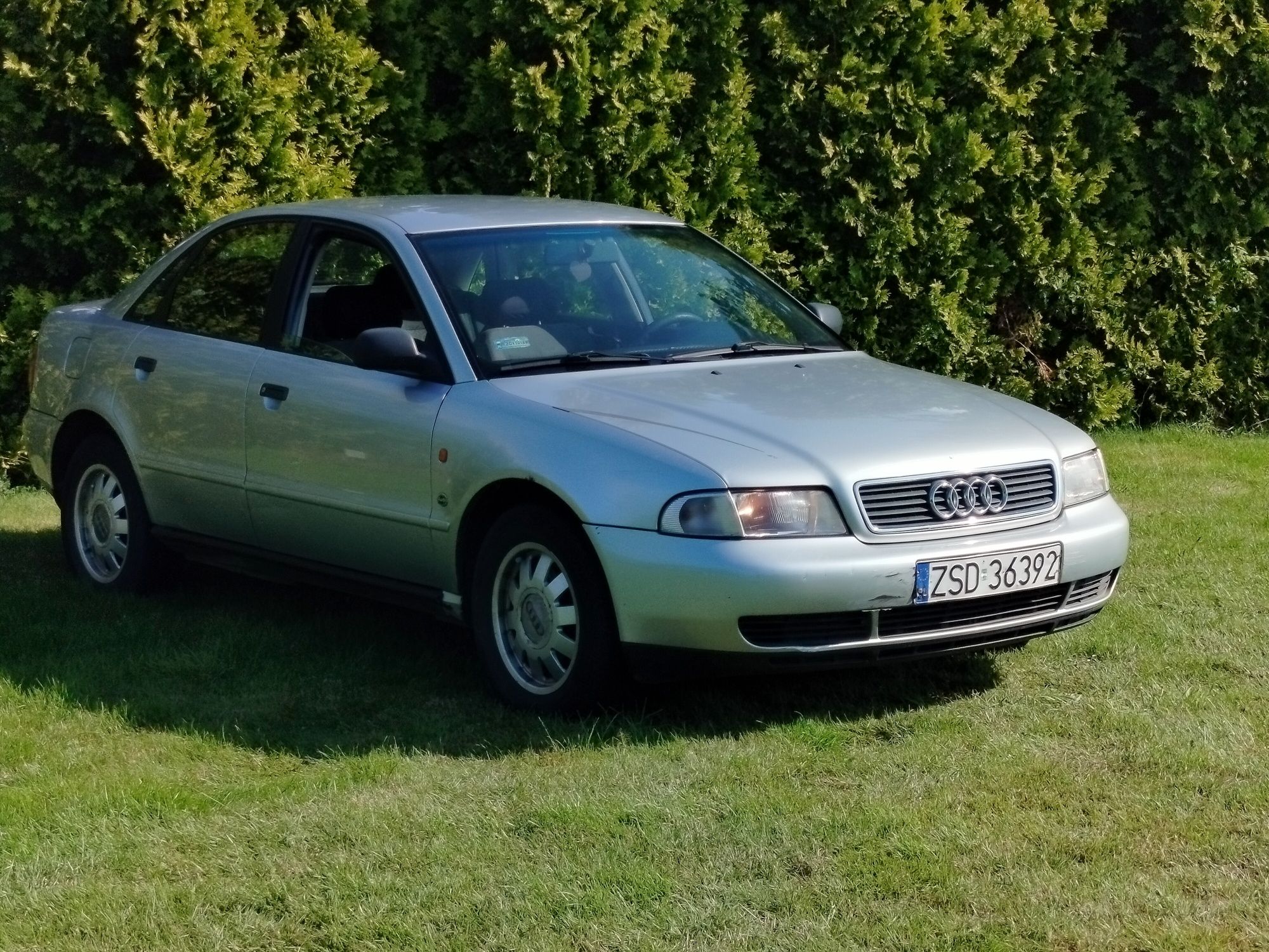 Audi A4 1.6 Benzyna